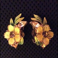 SELRO/SELINI Винтажные клипсы "Желтые цветы" SELRO/SELINI Винтажные клипсы "Желтые цветы"
